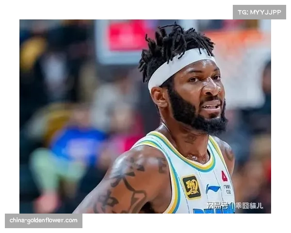 斯佩尔曼15分9篮板内线强攻 北京外援第三节高潮关键 斯佩尔曼15分9篮板内线强攻 北京外援第三节高潮关键